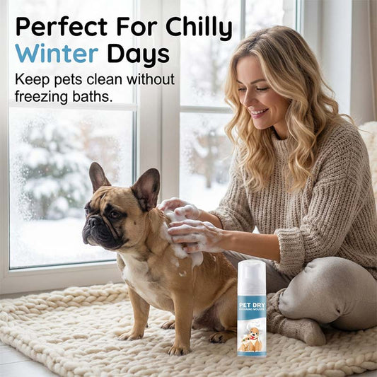 Nem szeretnél minden alkalommal fürdetni kedvencedet? 🐶🐱 Vízmentes tisztítóhab kutyáknak és macskáknak